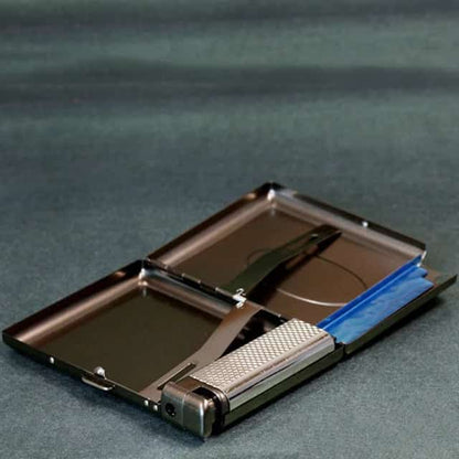 Windproof Smoking Cigarette Box