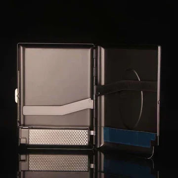 Windproof Smoking Cigarette Box